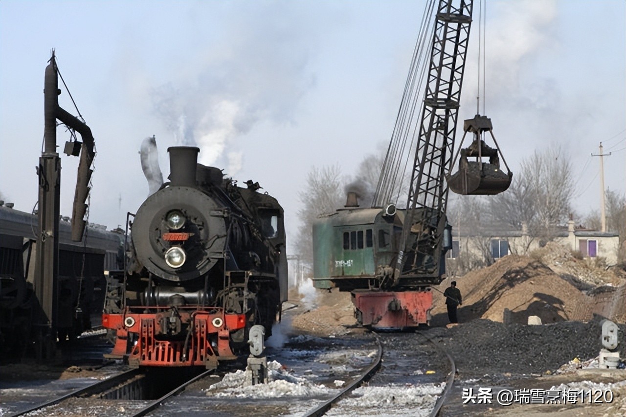 电力机车牵引蒸汽机车,蒸汽机车内燃机车电力机车变迁