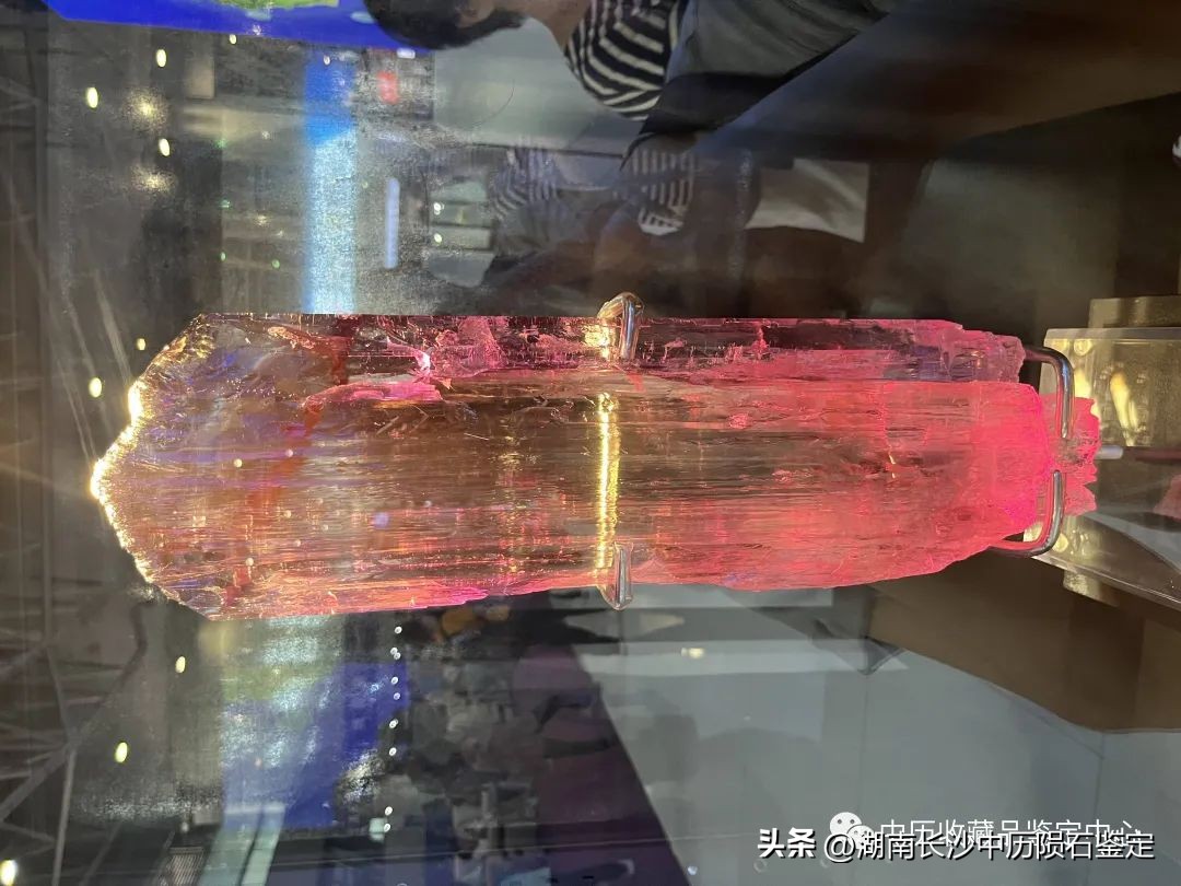 学习捡陨石入门,怎样从陨石切片中认识各种矿物