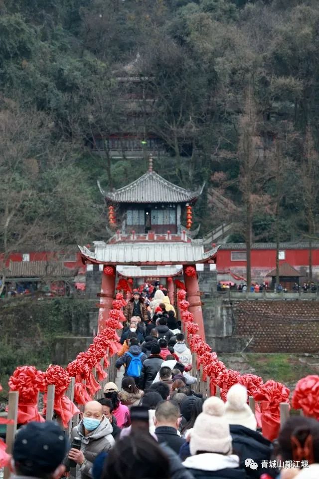 过年“嗨”不停！1.5h飙拢的7大都江堰宝藏逛耍地！这份全攻略请收好，初二耍到初六不重样~