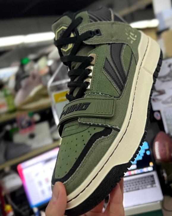 李宁新品！闪击9多配色曝光，新拖鞋太帅了，驭帅16低帮也来了