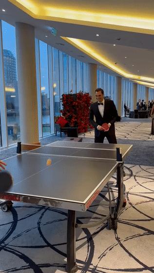 网坛比赛费德勒退役,一代网坛天王费德勒运动生涯落幕