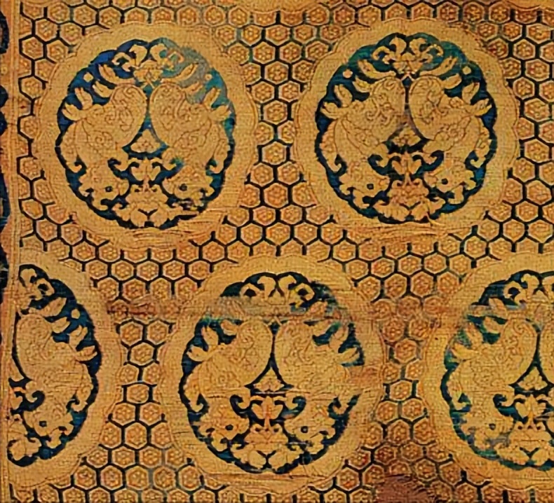 元代服饰特点是什么,元代服饰的特点是追求理性美