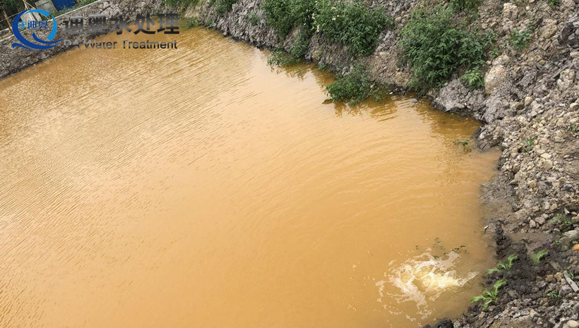 地下水用两年变黄怎么回事,自来水井水变黄了怎么处理