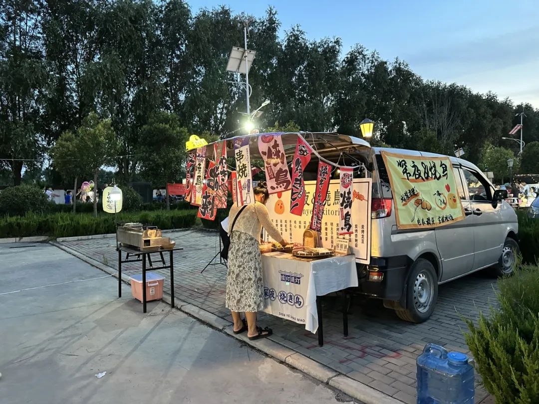 长葛最近小吃摆摊消息,长葛人民路夜市人气爆棚