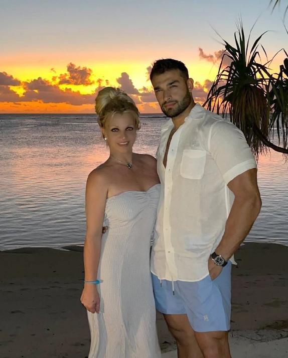 布兰妮三婚,布兰妮30岁