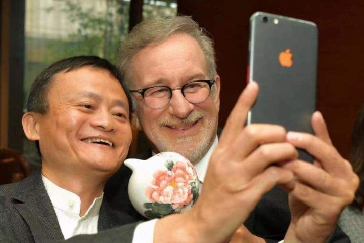 涓轰粈涔堟槑鏄熼兘鐢ㄨ嫻鏋滄渶鏂版鎵嬫満,鍝簺鏄庢槦鍦ㄧ敤iphone7plus