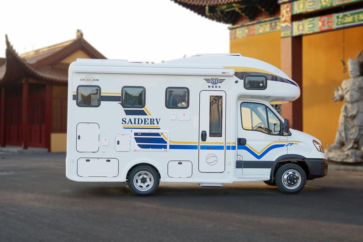 适合一家五口出游的房车,适合城市生活的赛德房车