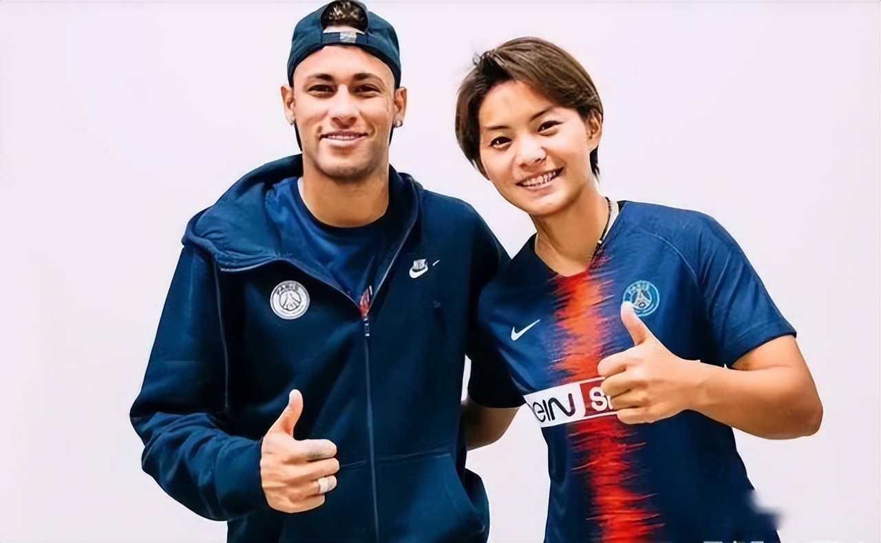 女足王霜我们从来没有放弃,女足王霜再度留洋