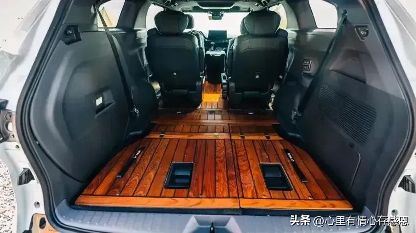 彩礼给女儿买车落户女方名下,拿彩礼买车登记男方名下算嫁妆吗