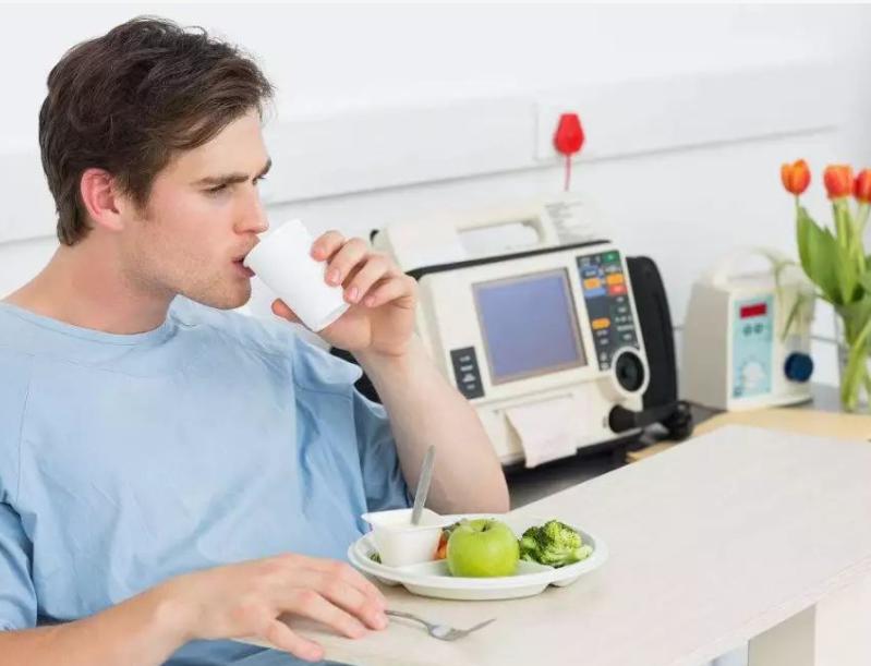 老年人夜尿几次算正常？有哪些危害，如何应对？