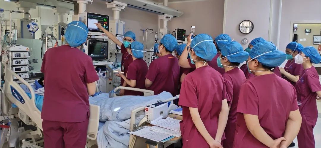 初夏花开医路有你——走进“男”能可贵的“男”丁格尔