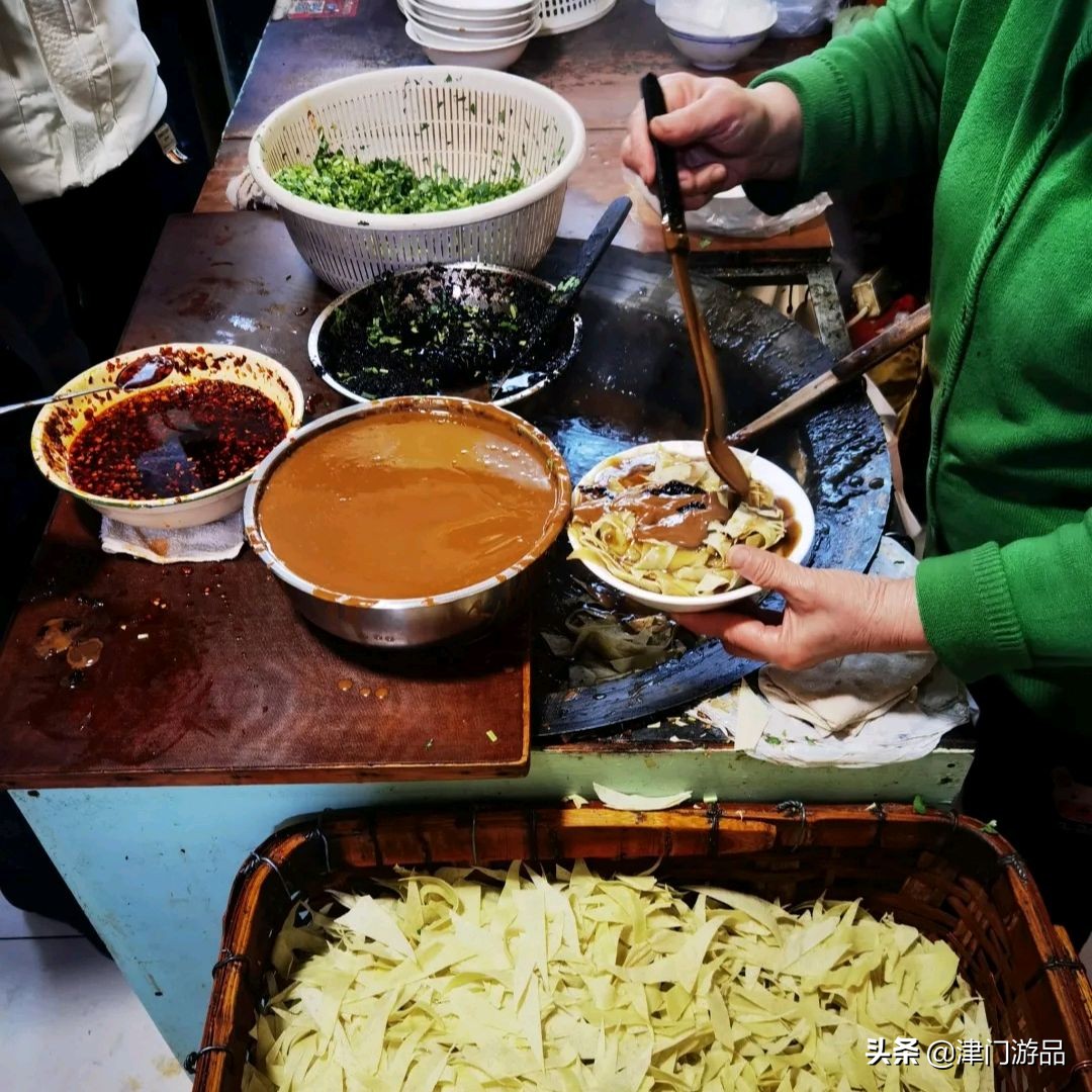 天津中国大戏院附近美食小吃,天津武清区小吃一条街在哪里