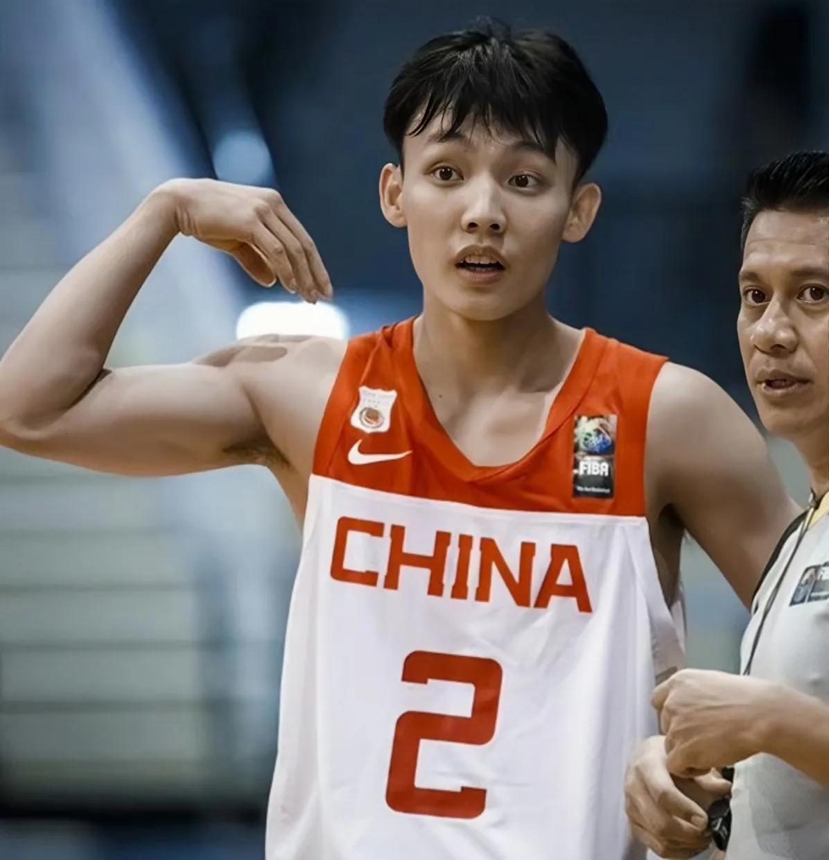 最新国家男篮12人名单郭艾伦候补,男篮6人组