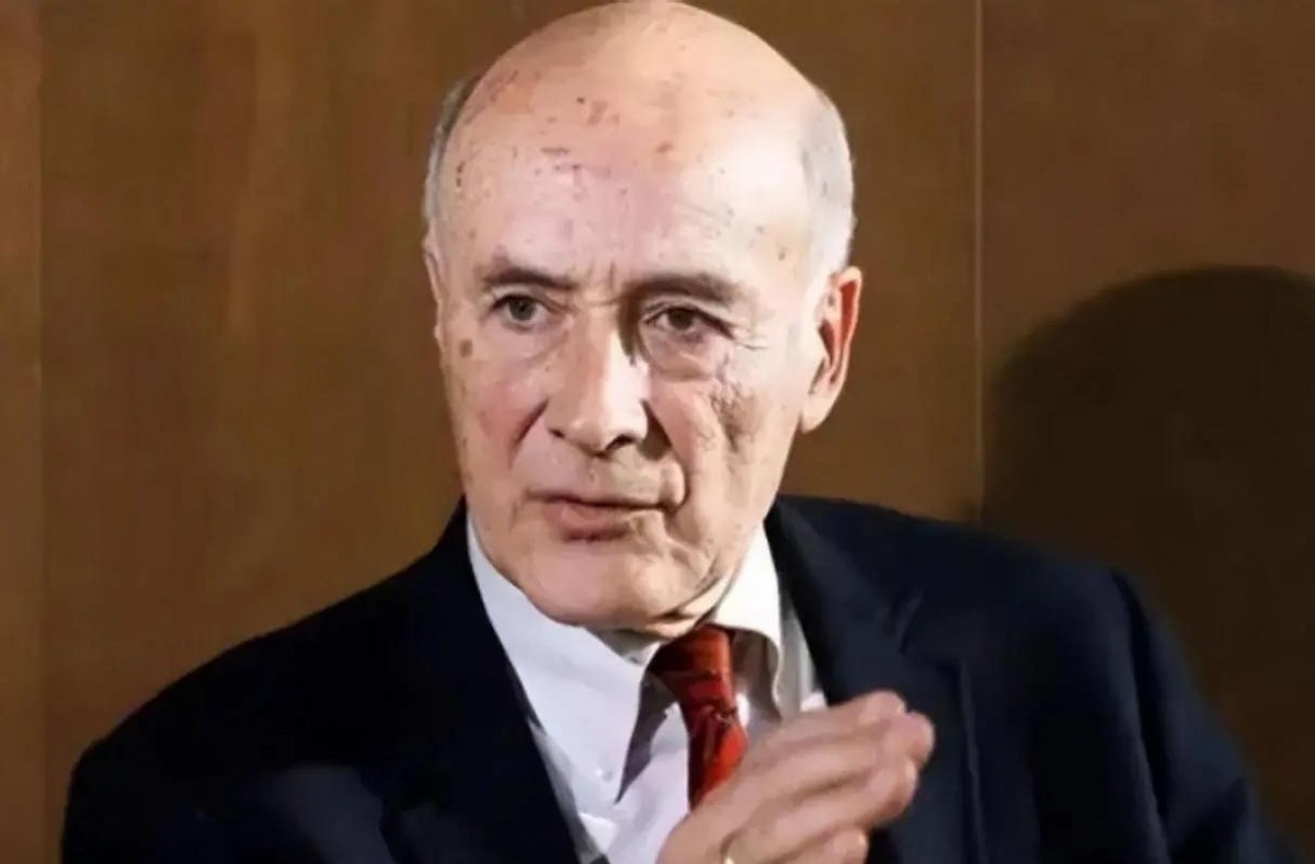 美前军事高官,美前国防部长说过什么