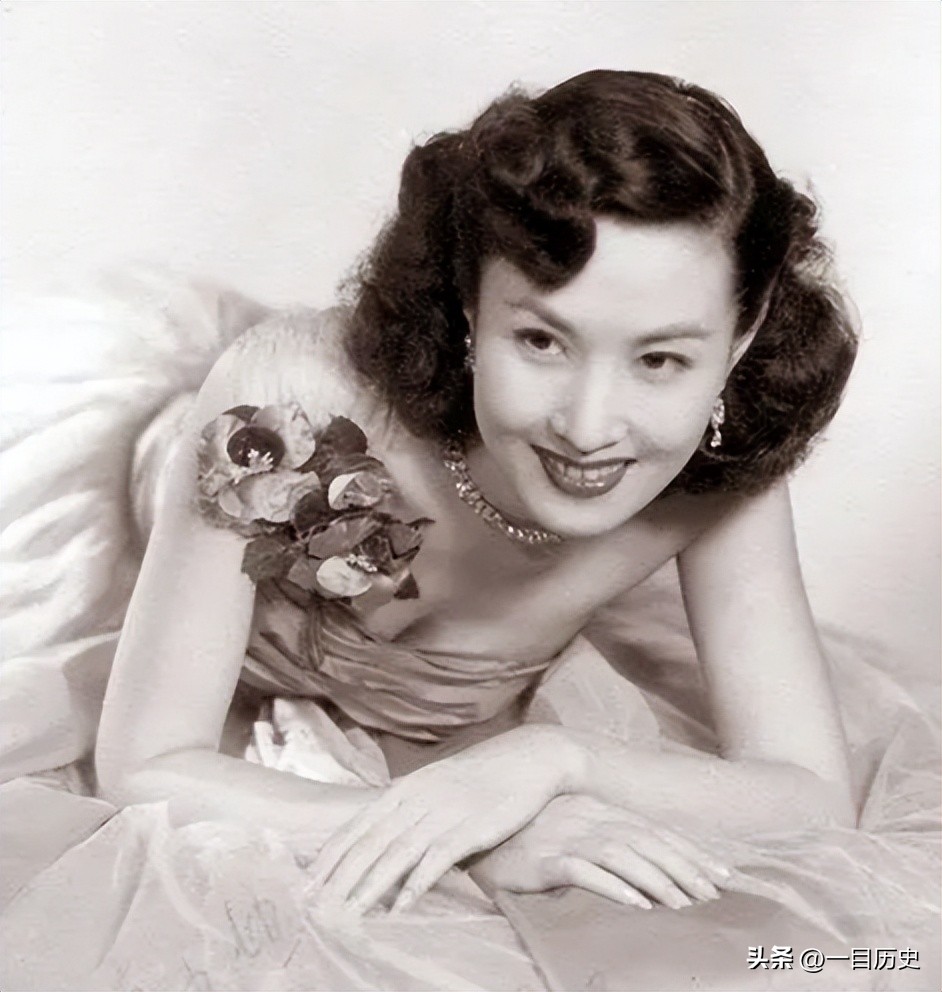 1941年日军攻打香港，香港沦为炼狱，女星梅绮新婚之夜遭日军轮奸
