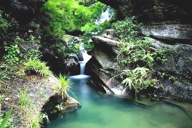 李向华：鹤山的“父亲山”一一昆仑山