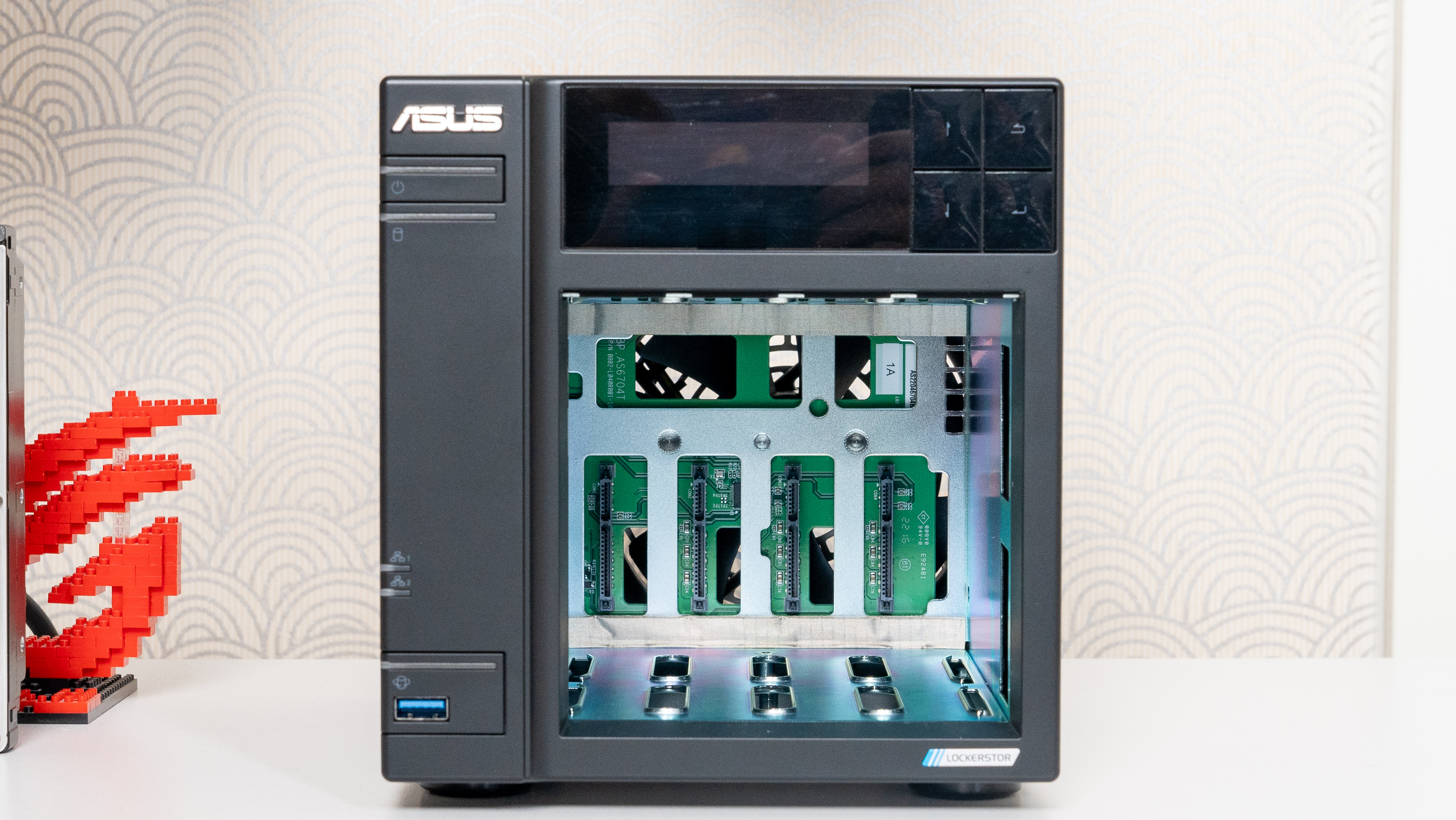 西部数据红盘plus比pro慢多少,西部数据红盘2个4t还是1个8t