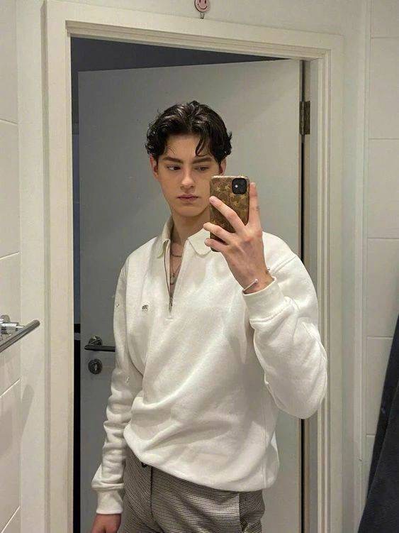 男士白色穿搭指南,谁不想拥有个“白马王子”男朋友?