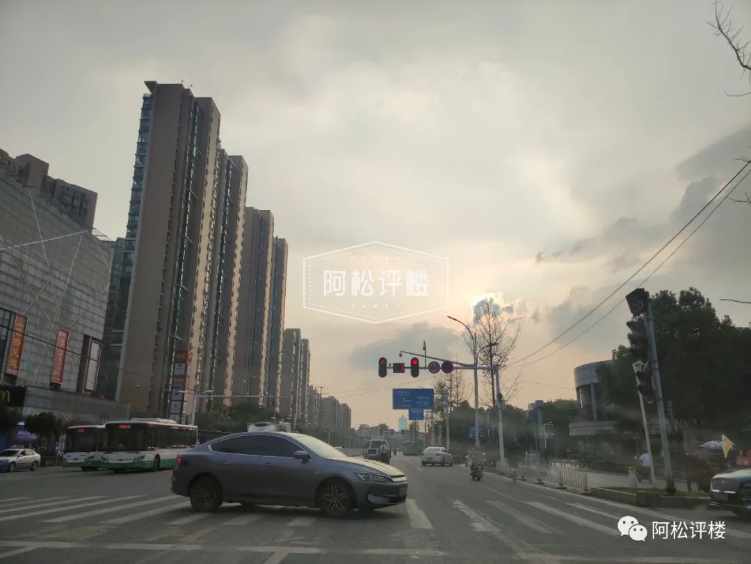 海口江东片区最新房价,地段好的房价越来越贵