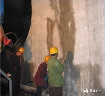 桩基工程地下防水在哪个时间施工,地基与基础工程施工常见质量通病