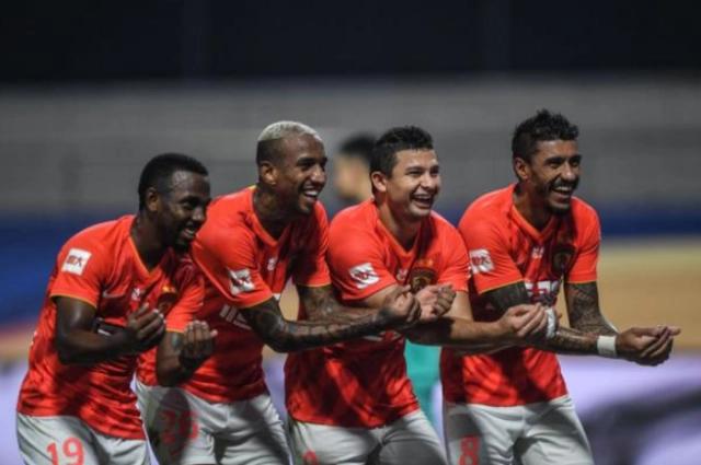 中国足球遭受屈辱场面,中国世界杯耻辱