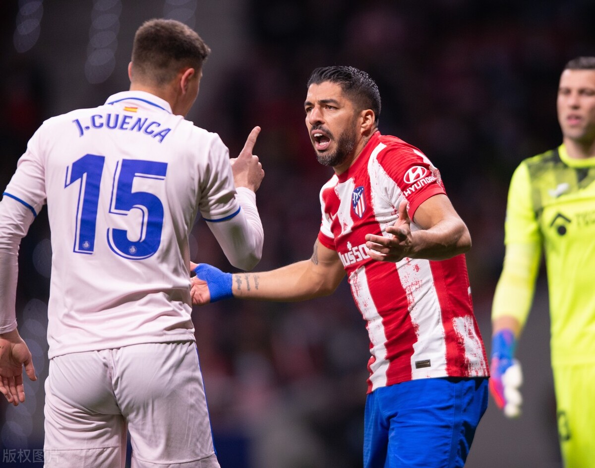 宝刀不老!蒂亚戈.席尔瓦领衔足坛现役35+最强11人皇马成最大赢家