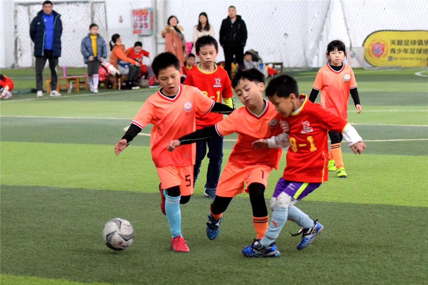 桂林翠竹小学足球赛,桂林市临桂区第一小学足球赛