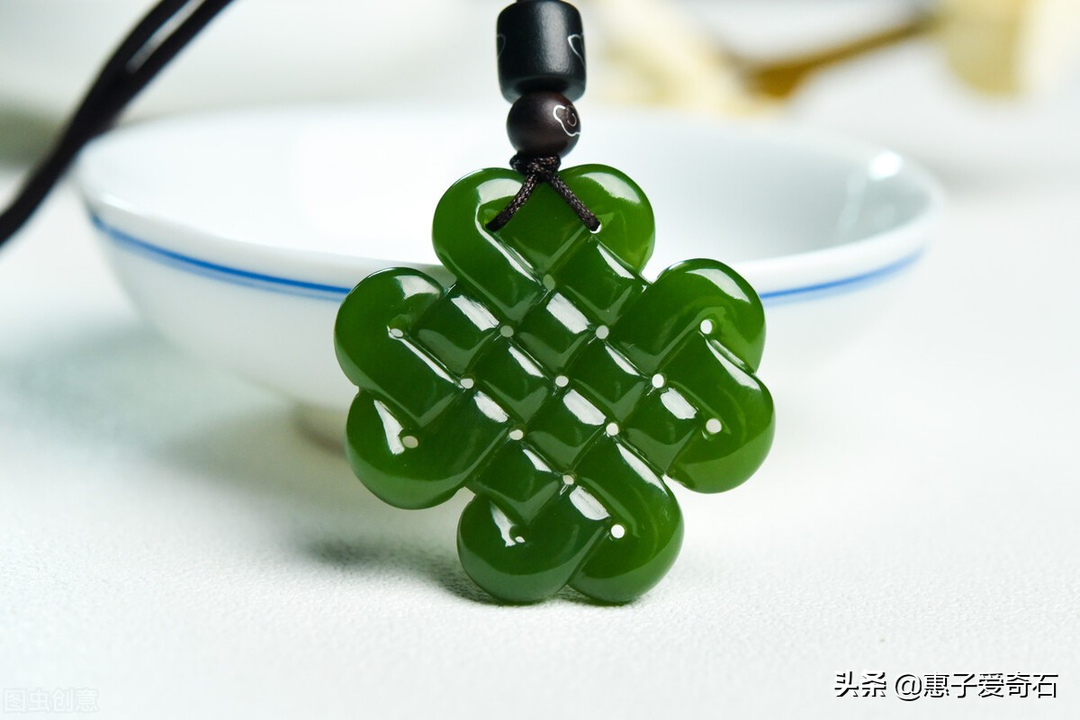 全世界顶级翡翠大王的精美翡翠,世界上最迷人的翡翠