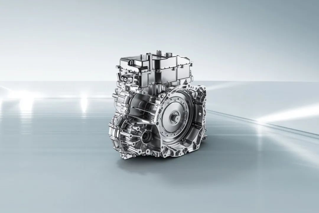 插电混动的吉利帝豪卖到了12万以上，我替你问了3个问题