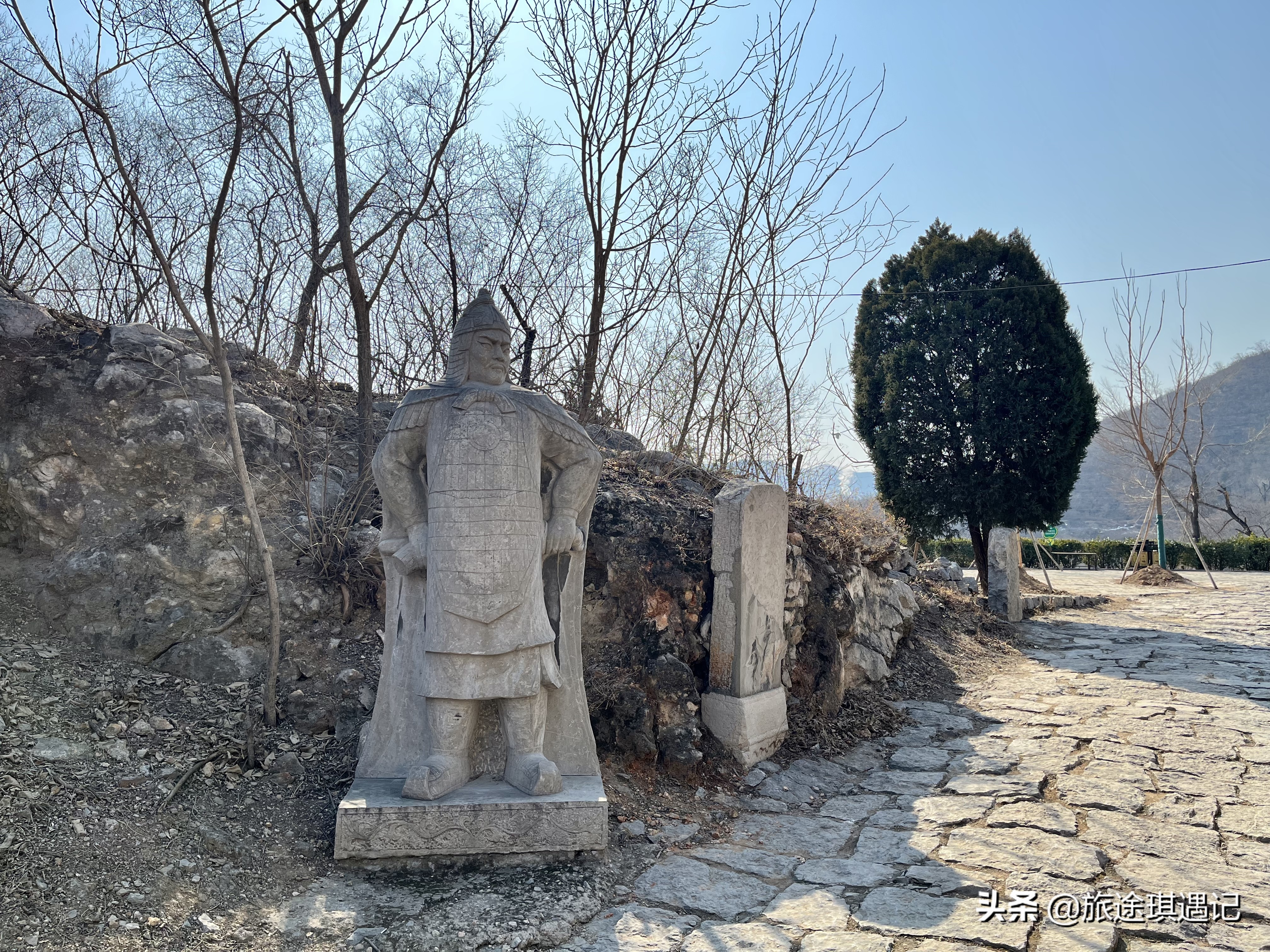 探访秦始皇陵登顶,探寻秦始皇陵