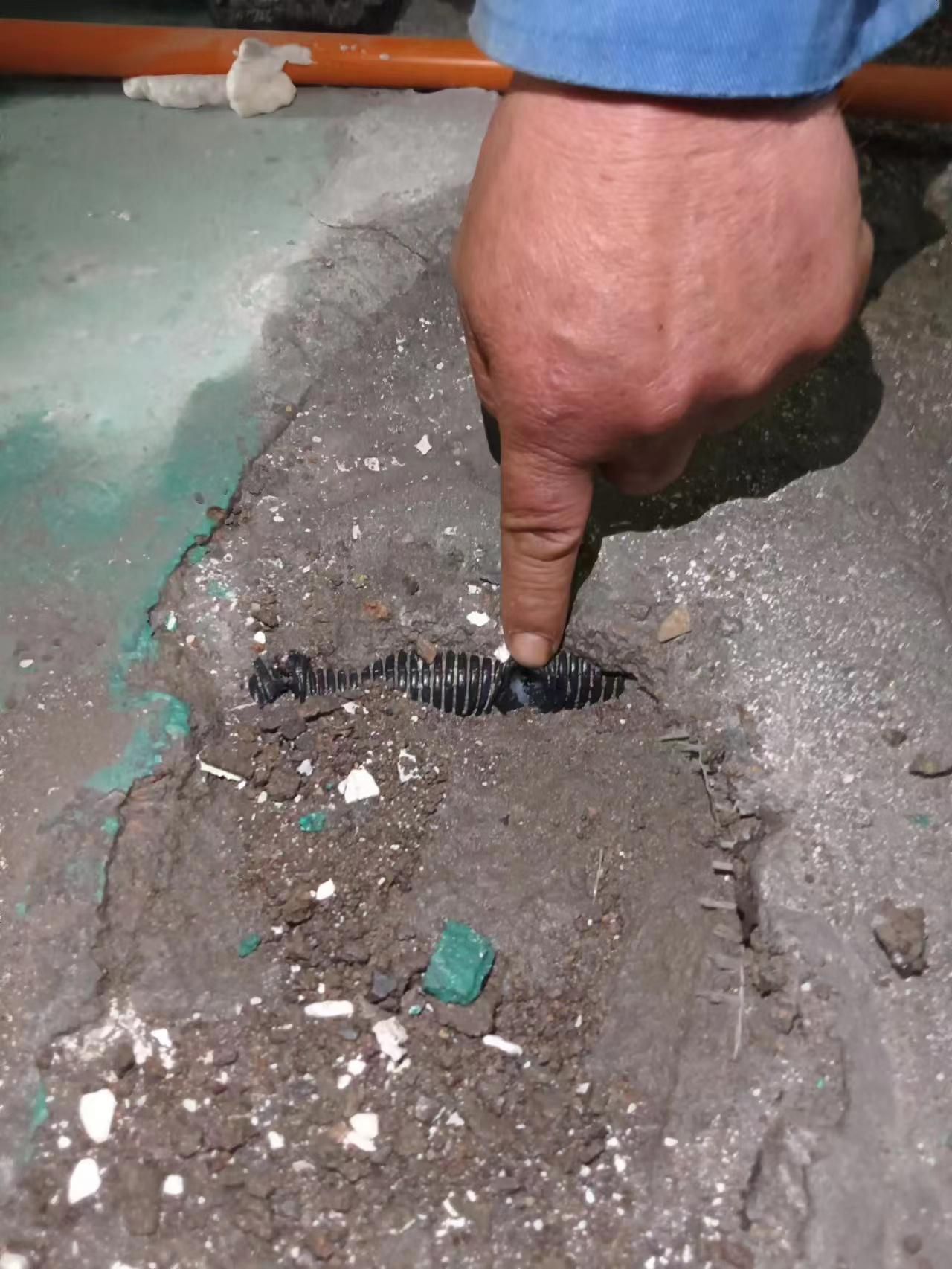 地暖坏了怎么拆除,地暖破坏了是维修还是全换