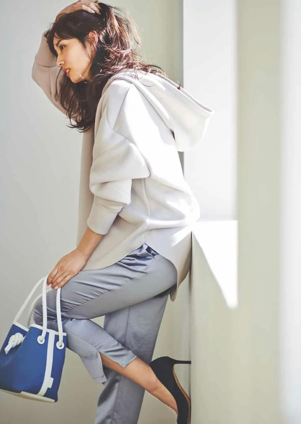 你真的知道卫衣怎么穿搭吗,为什么你穿卫衣像大妈