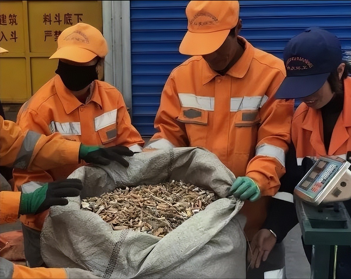 日本高价回收我国废弃烟头,日本收购烟头有什么秘密