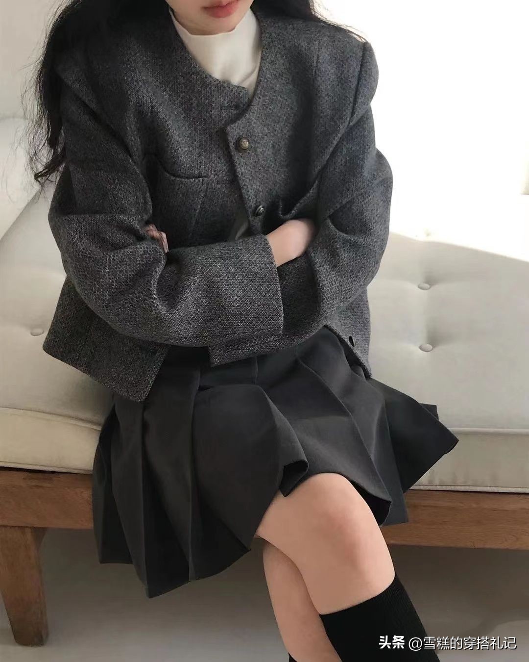 今年最流行短绒呢外套,今年好看外套毛茸茸