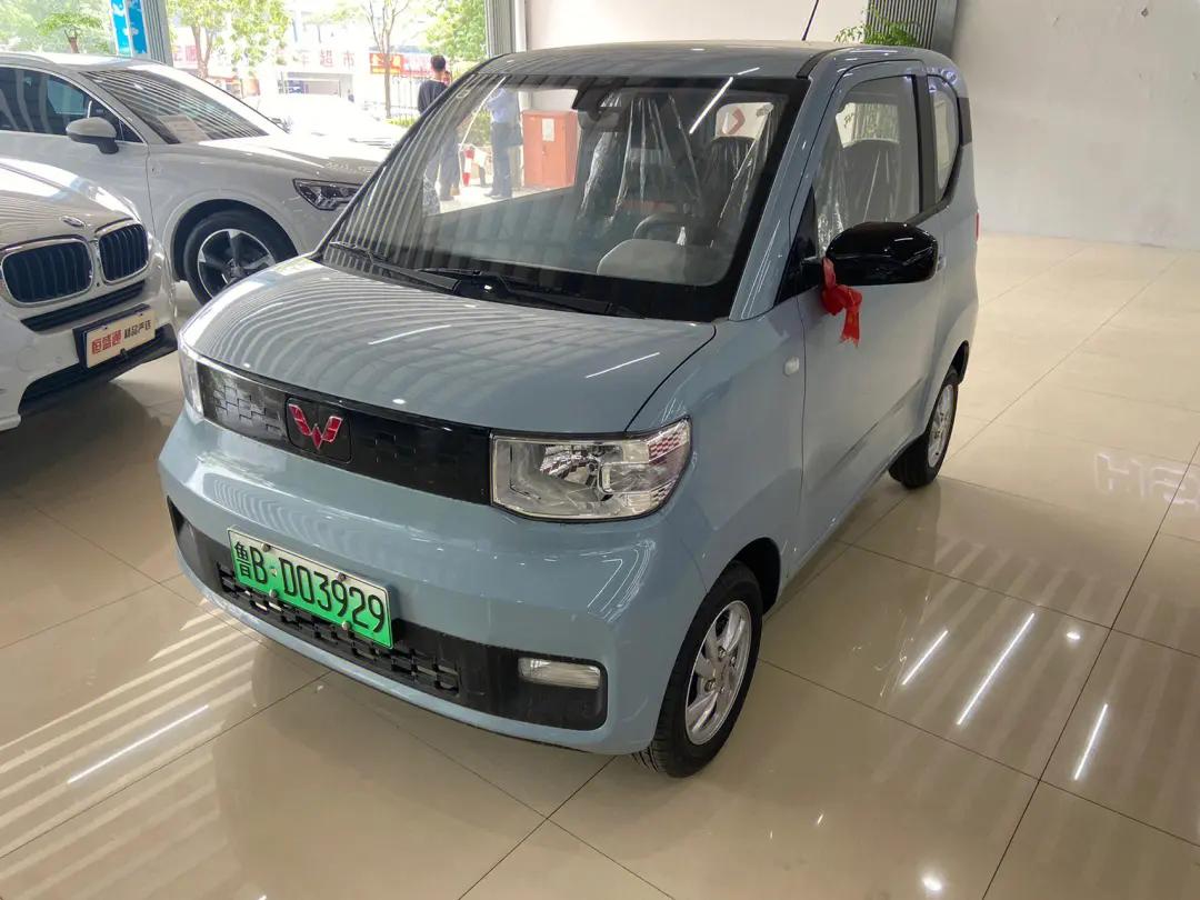 五菱爆火的小电动汽车,五菱纯电微型电动汽车