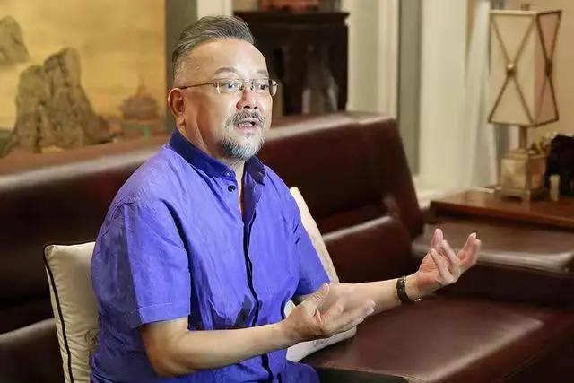 王刚砸破两亿国宝,王刚曾失手砸碎2亿古董是哪一期