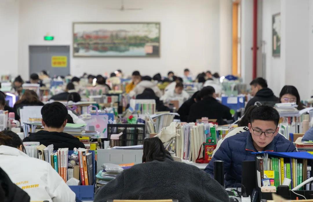 愿你以梦为马不负韶华考上大学,愿同学们以梦为马金榜题名