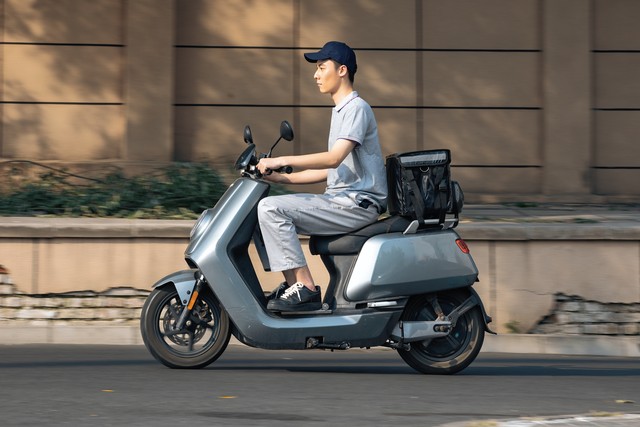 卖电动车一年赚50万,卖电动车一年挣600万