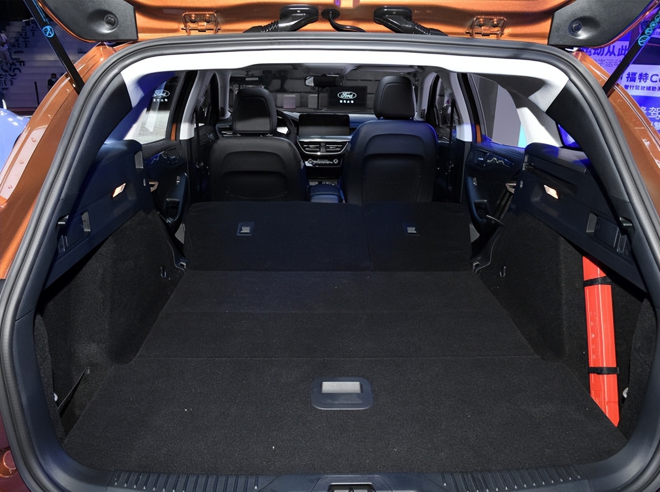 福克斯油耗拖后腿了吗,07年福克斯自动挡1.8正常油耗多少