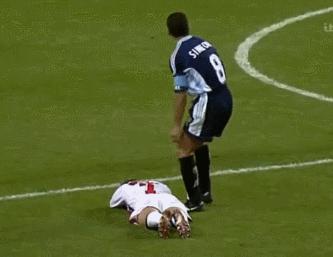 足坛明星被曝出轨,足球运动员被爆出轨