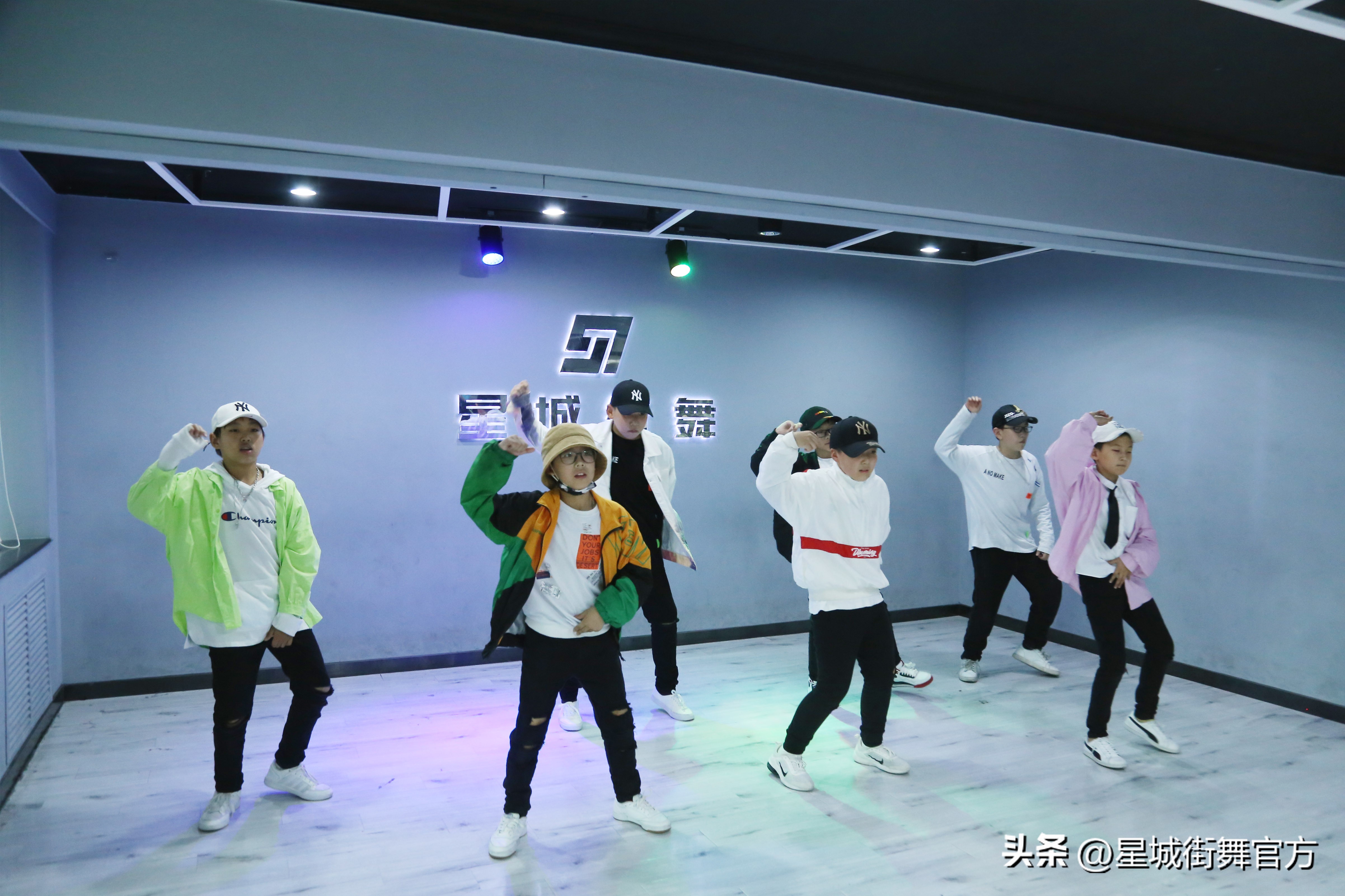 街舞简单技巧,快速教学街舞六步