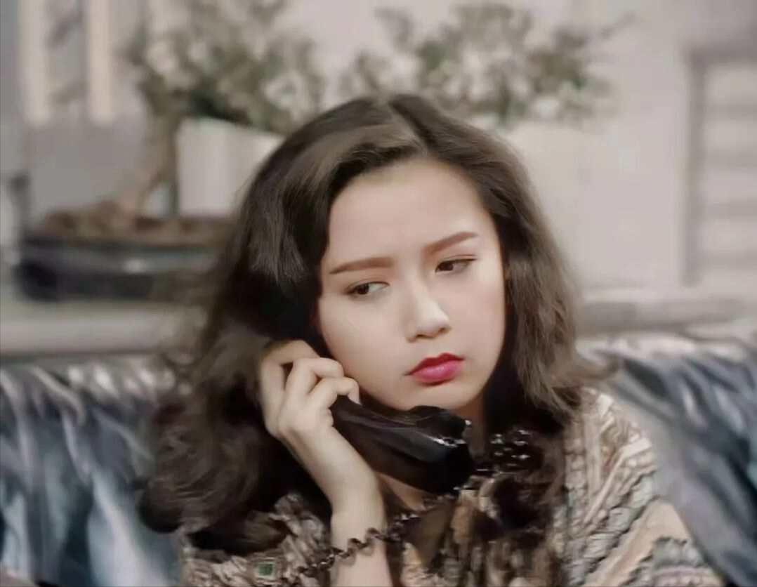 同样是“下撇嘴”，为什么有些人高级，有人则一脸苦相？答案在这