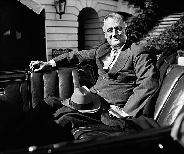 1935到1945经济危机,2008年金融危机白银跌到最低价