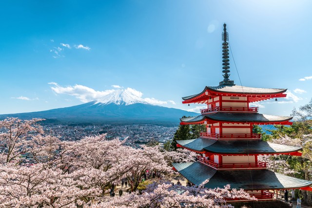 在日本交满10年厚生年金,日本厚生年金退休能领多少