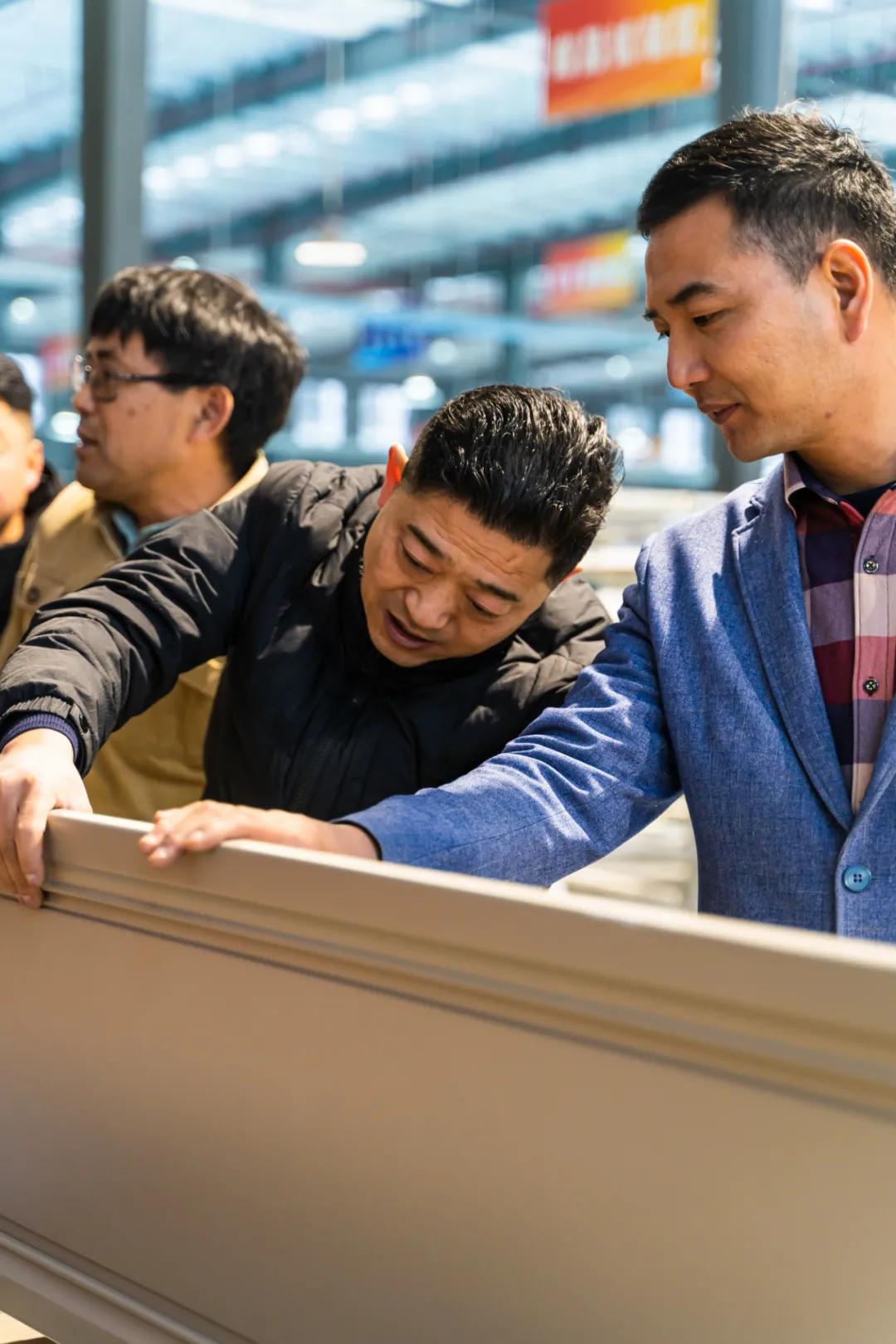 2022飞墨定制工厂全面升级！设计+施工+定制，不断完善家居模式