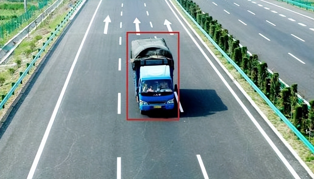 智慧高速公路整体解决方案,高速公路雷视一体机解决方案