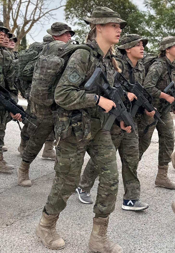 王储妃惊艳高清图片,王储妃惊艳写真照片