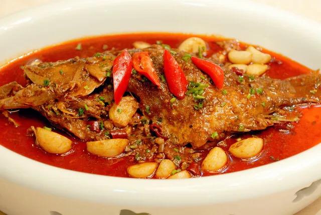 中国最有名的八大臭味美食，第5个比袜子臭10倍，曾把罗志祥臭哭