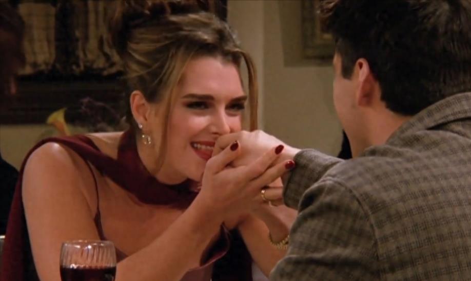 10岁全裸出镜，20岁声称自己仍是处女，“美国舒淇”的裸照风波