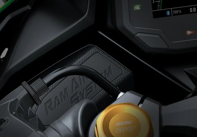 川崎zx4r发布本田cbr650r会降价么,川崎zx4r在泰国售价